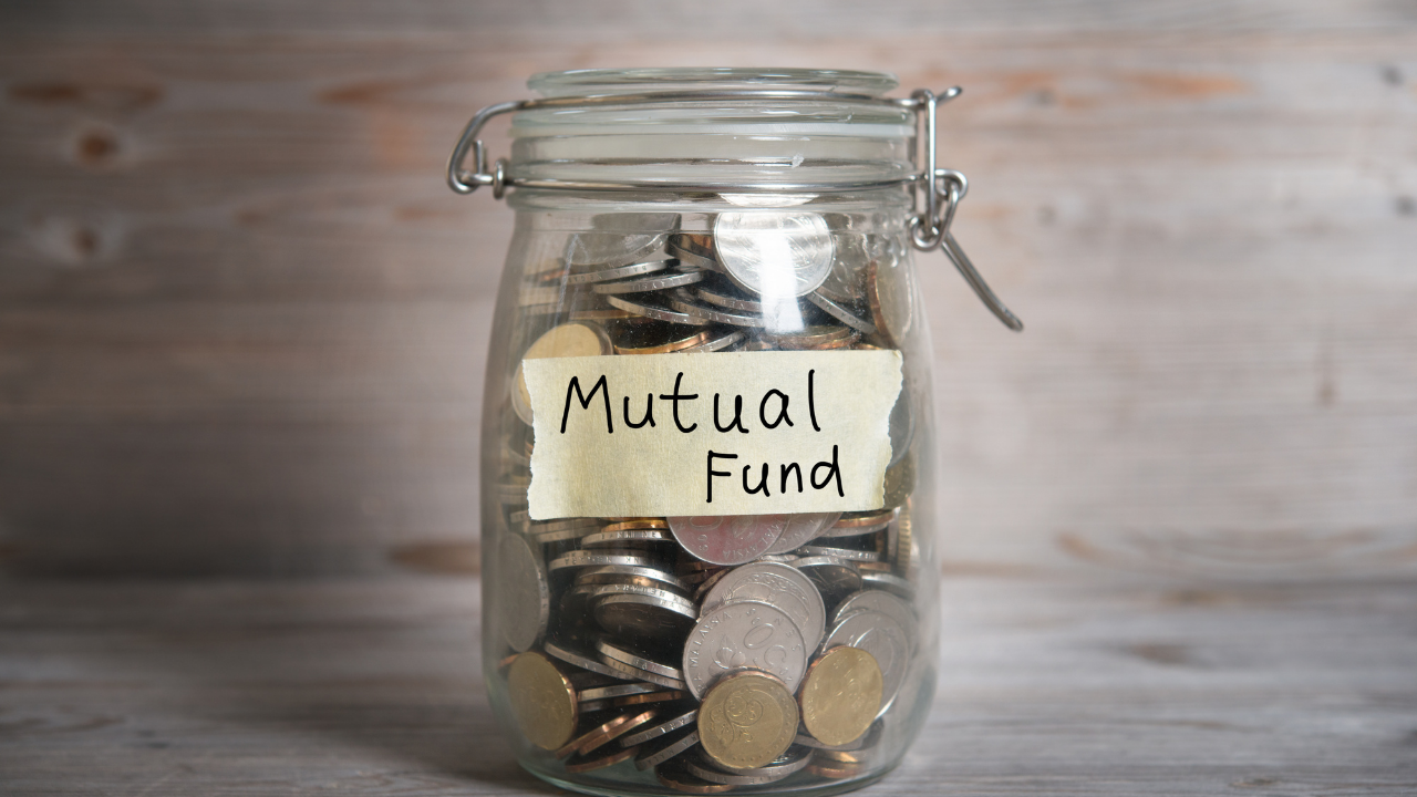 how-do-mutual-funds-make-money